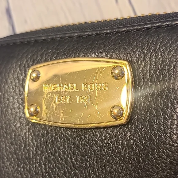 Michael kors wallet - Picture 3 of 3